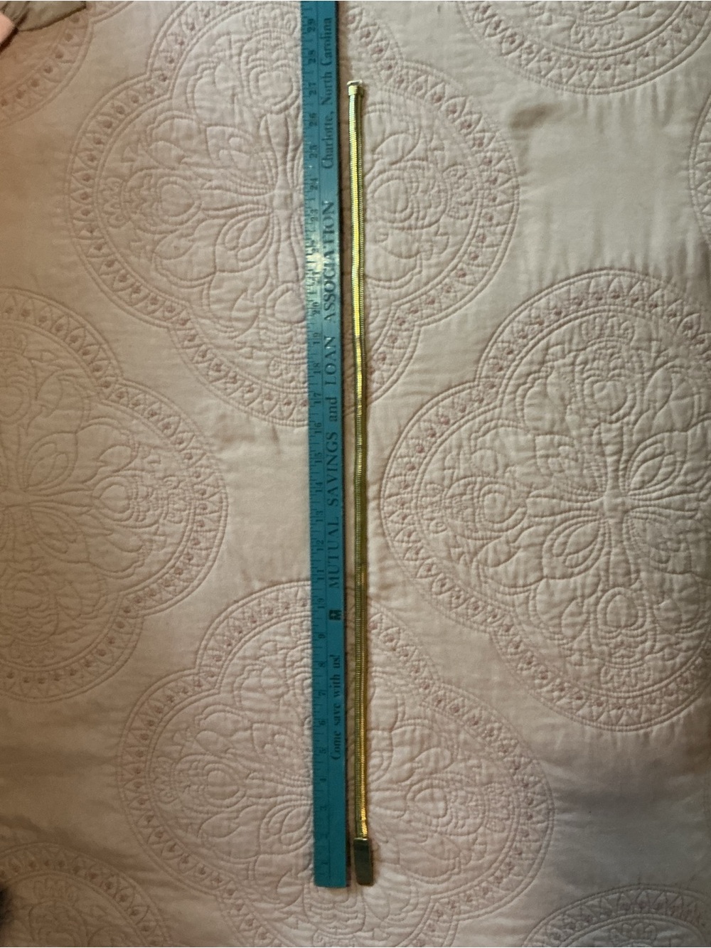 vintage gold-tone stretch snake chain belt - Picture 9 of 9